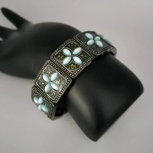 Antique Silver Tone Link Light Blue Flower Cabochon Stretch bangle Bracelet - Picture 3 of 7